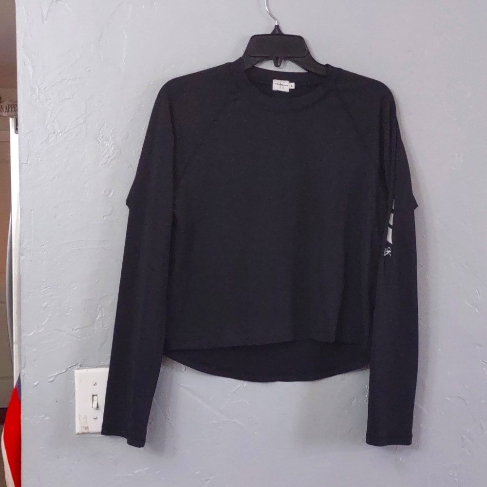 Calvin Klein Crop tops for women size L in excellent condition